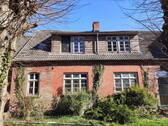 Ehemaliges Schulgebäude - 