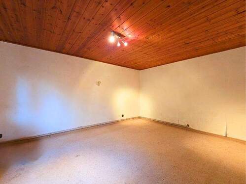 „Ein vielseitiger Raum, perfekt für ein modernes Home-Office-Konzept.“ - 5 Zimmer Doppelhaushälfte zum Kaufen in Wuppertal