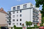 Hausansicht - 3 Zimmer Etagenwohnung zur Miete in Würzburg