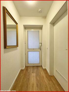 Windfang / Eingangsbereich - 