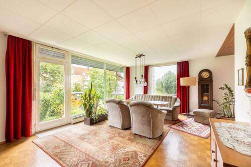 EG - Wohnbereich - 1 Zimmer Mehrfamilienhaus, Wohnhaus zum Kaufen in Ludwigsburg