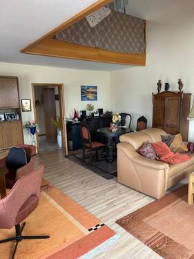 Wohn-Esszimmer - 3 Zimmer Etagenwohnung in Künzell