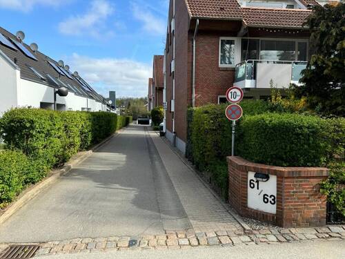 Zufahrt / Zuwegung A0033 - 