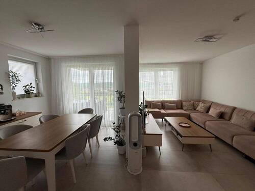 Bild 2 - 3 Zimmer Etagenwohnung zur Miete in Obernburg