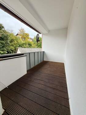 Balkon - 3 Zimmer Etagenwohnung zur Miete in Veitsbronn