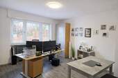 helles Zimmer / Büro - 