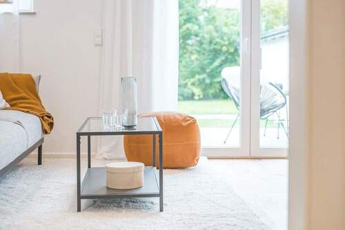 Wohnzimmer - 4 Zimmer Einfamilienhaus zum Kaufen in Illertissen