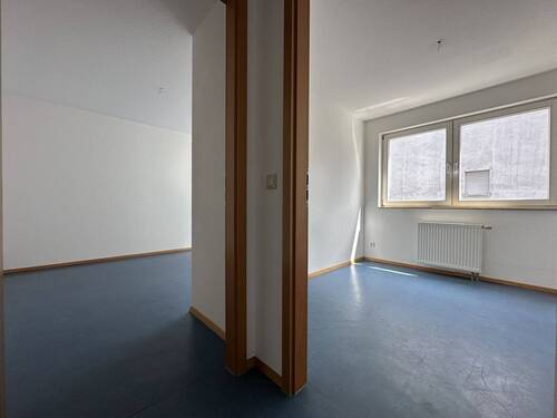 Schlafzimmer links Kinderzimmer rechts - 