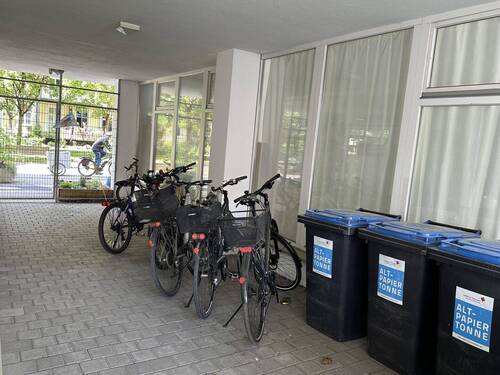 Gesicherter Fahrradabstellplatz - 
