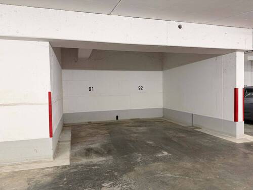 Tiefgaragenstellplätze - 