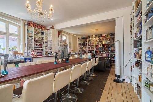 Gewerbeeinheit im EG - 5 Zimmer Einfamilienhaus in Glienicke/Nordbahn