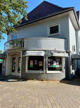 Hausansicht - Mehrfamilienhaus, Wohnhaus zum Kaufen in Norderstedt