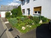 Vorgarten.jpg - 