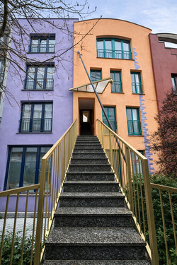 Zugang Haus - 2 Zimmer Etagenwohnung in Bremen