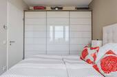 Kleiderschrank - 