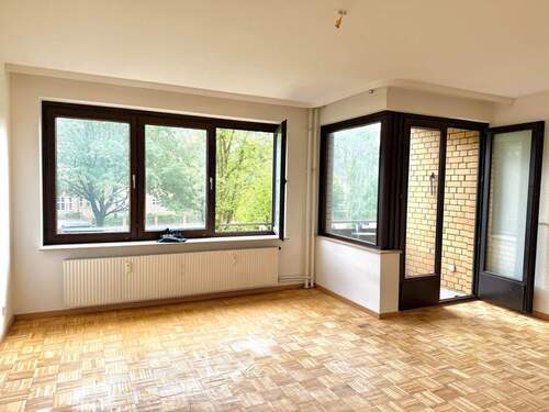 Wohn- und Schlafraum - Etagenwohnung mit 32,00 m² in Lübeck zum Kaufen