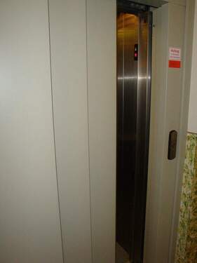 Personenaufzug - 3 Zimmer Etagenwohnung zur Miete in Chemnitz