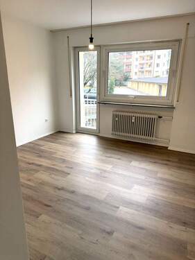 IMG_0043.JPG - 2 Zimmer Etagenwohnung zum Kaufen in Nürnberg