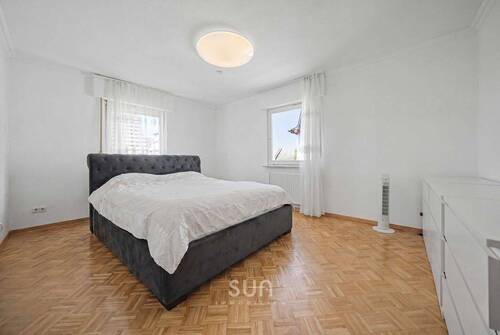 SCHLAFZIMMER - Einfamilienhaus mit 140,00 m&sup2; in Groß-Rohrheim zum Kaufen