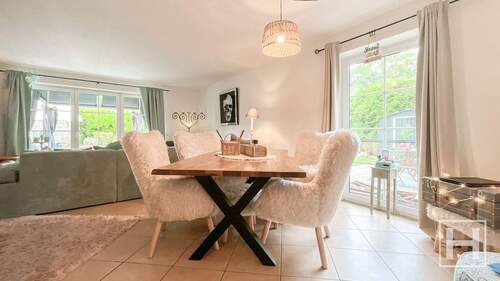 Einladender Wohn- und Essbereich - 4 Zimmer Doppelhaushälfte zum Kaufen in Itzstedt