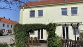 Rückseite mit Terrasse - 