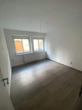 Wohnzimmer - 2 Zimmer Etagenwohnung zur Miete in Meerane