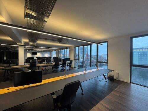 Großraumbüro (Sicht Eingang) - Büro in Berlin