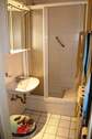 Bad 2 mit Dusche - 