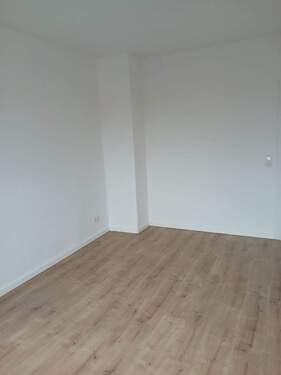 3-Raum WZ 1.jpg - 3 Zimmer Etagenwohnung zur Miete in Hohe Börde