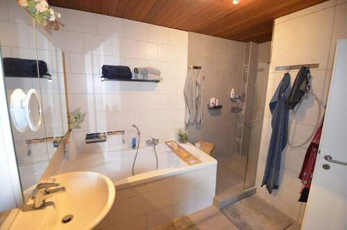 Badezimmer Hinterhaus - 