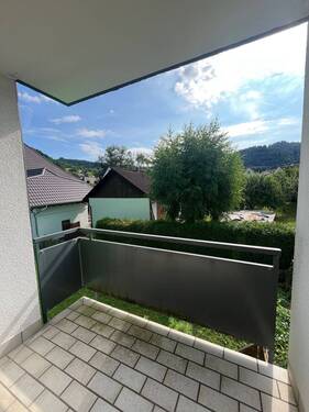Balkon h.jpg - Etagenwohnung mit 24,60 m&sup2; in Kandern zum Kaufen