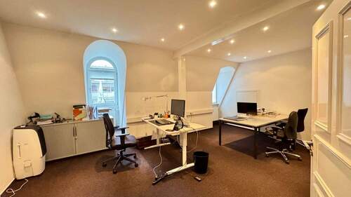 Büro-/ Teambüro - 