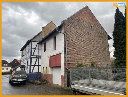 Seitenansicht - 4 Zimmer Einfamilienhaus zum Kaufen in Amöneburg