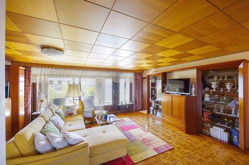 Wohnzimmer - 3 Zimmer Etagenwohnung zum Kaufen in Bietigheim-Bissingen