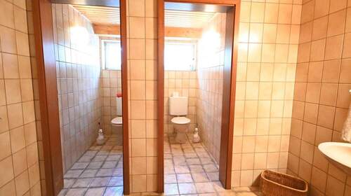 WC-Anlage im Untergeschoss - 