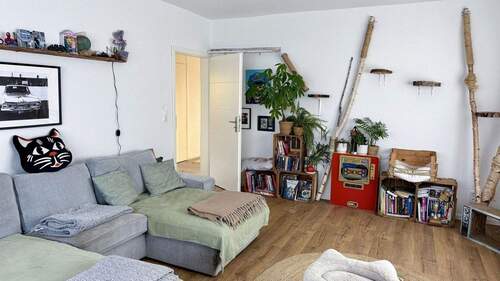 Wohnzimmer 1 - 6 Zimmer Einfamilienhaus zur Miete in Moormerland