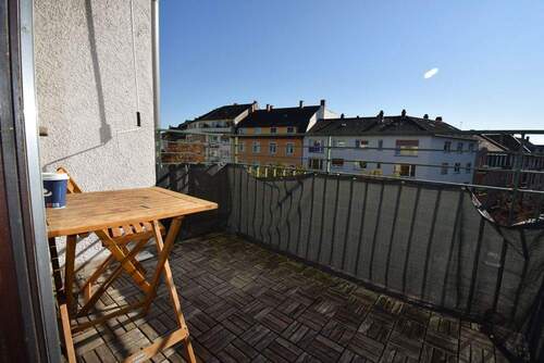 Balkon - Schöne, ruhige Wohnung mit Balkon und Stellplatz