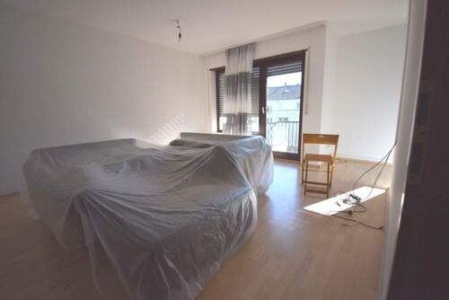 Wohnzimmer - 3 Zimmer Etagenwohnung zur Miete in Mannheim / Schwetzingerstadt