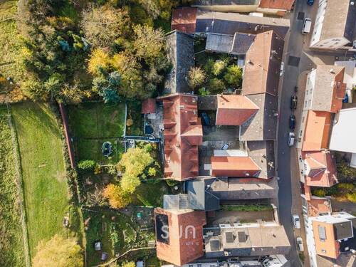 TRAUMLAGE MIT VIEL PLATZ - AUSSERGEWÖHNLICHES ANWESEN MIT ZWEI WOHNHÄUSERN - 1.551 m² für Ihre Vision!