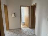Flur / Bad - Etagenwohnung mit 39,60 m&sup2; in Neuhaus am Rennweg zur Miete