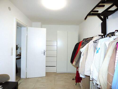 Ankleidezimmer / 2. Kinderzimmer - 