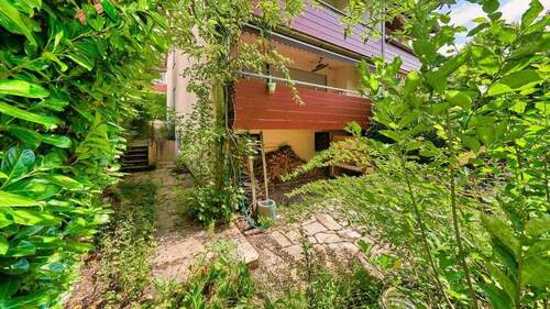 Garten mit Terrasse - 