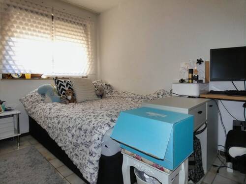 Zimmer 2 - 