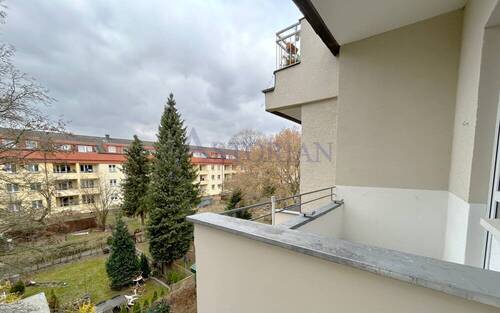 Balkon - Etagenwohnung mit 61,50 m² in Berlin zum Kaufen