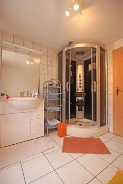 Duschbad im Obergeschoss - Bild 2 - 