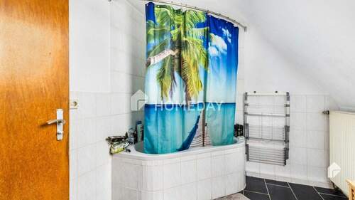 1. OG Badezimmer 1 - 