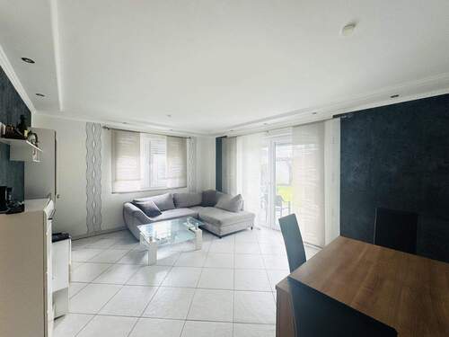 Wohnzimmer - 4 Zimmer Doppelhaushälfte zum Kaufen in Bielefeld