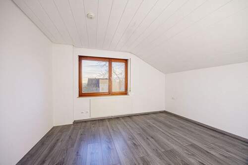 Schlafzimmer - 2 Zimmer Etagenwohnung in Steinheim an der Murr