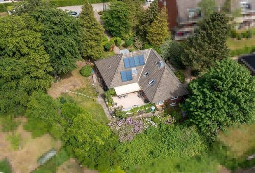 Luftaufnahme - 9 Zimmer Mehrfamilienhaus, Wohnhaus zum Kaufen in Hamburg