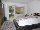 Schlafzimmer mit Terrasse EG (1).JPG - 